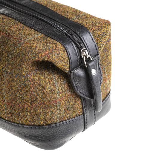 Ht Leather Large Wash Bag Autumn Brown Check / Black - Heritage Of Scotland - AUTUMN BROWN CHECK / BLACK