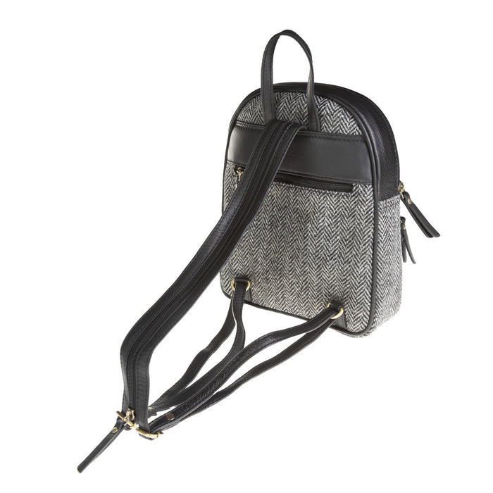 Ladies Ht Leather Zipped Backpack Black & White Herringbone / Black - Heritage Of Scotland - BLACK & WHITE HERRINGBONE / BLACK