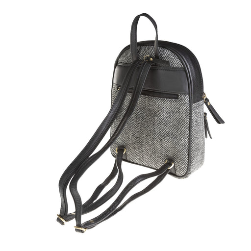 Ladies Ht Leather Zipped Backpack Black & White Herringbone / Black - Heritage Of Scotland - BLACK & WHITE HERRINGBONE / BLACK